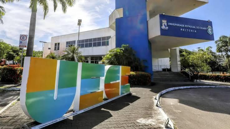 Uece oferta 5 mil vagas em cursos gratuitos de tecnologia em parceria com a Dell