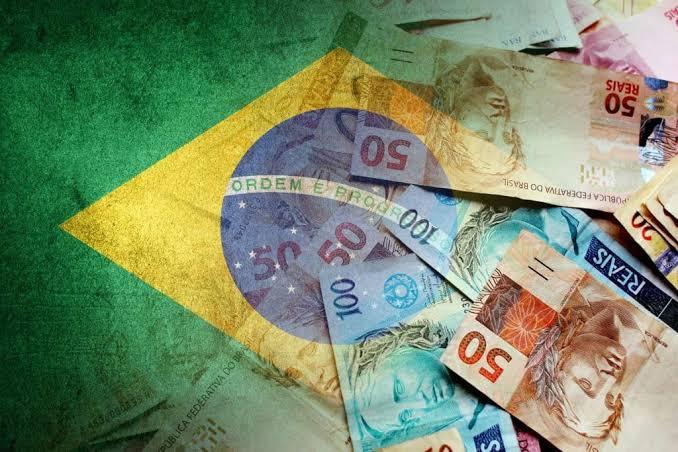 Análise: Risco em 2027 é PIB fraco, juros altos e fiscal