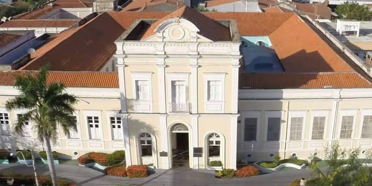 Bomba em Sobral: Justiça derruba intervenção na Santa Casa e cobra dívida de R$ 13 milhões da Prefeitura