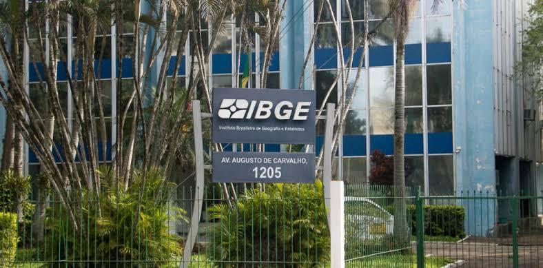 Brasil chega a 214,2 milhões de habitantes em 2026, diz IBGE