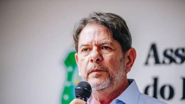 Cid veta mulher do Cariri para primeira suplência de Luizianne Lins