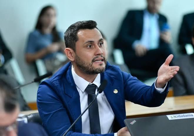 Cleitinho mantém promessa sobre IPVA apesar de decisões do STF
