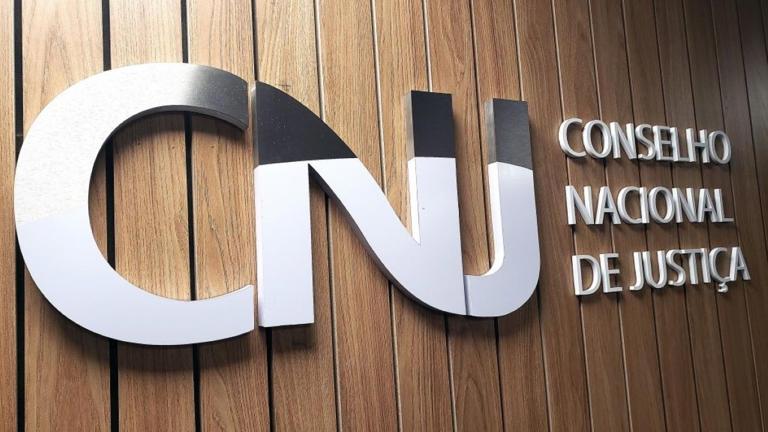CNJ acaba com aposentadoria compulsória para juízes que cometem infrações graves