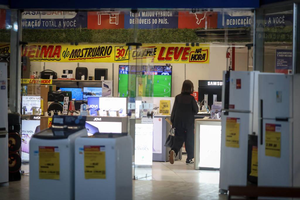 Crise no varejo leva redes a reestruturar R$ 68 bilhões em dívidas