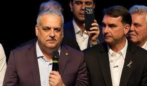 Flávio Bolsonaro anuncia deputado Alfredo Gaspar como vice na chapa dele à Presidência