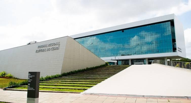Luciana Madruga é nomeada juíza titular do TRE-CE; medida é publicada no DOU
