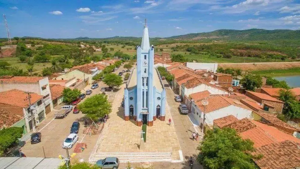 O Ceará possui 14 municípios com mais eleitores que habitantes