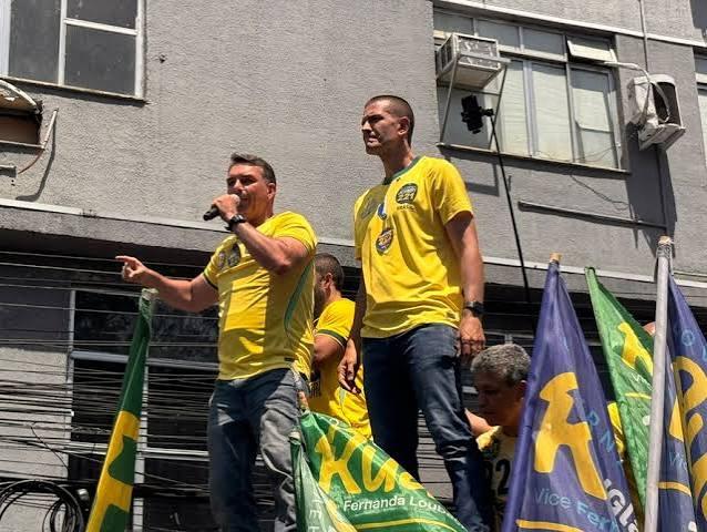Após proibição de bets, Flávio diz que Lula “está desesperado”