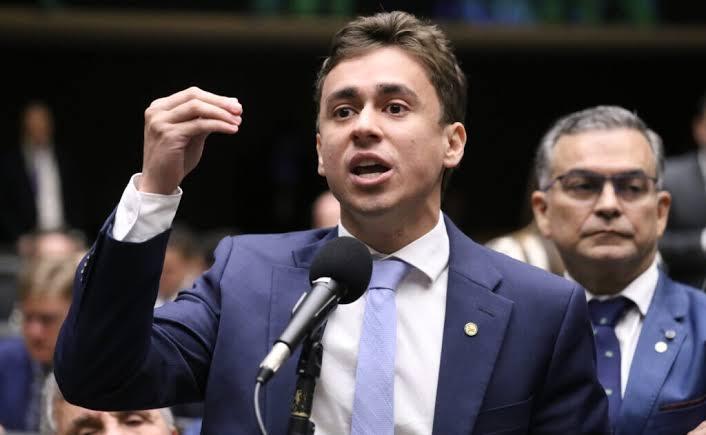 Áudio vazado revela Nikolas Ferreira intermediando negócios de minério com Daniel Vorcaro