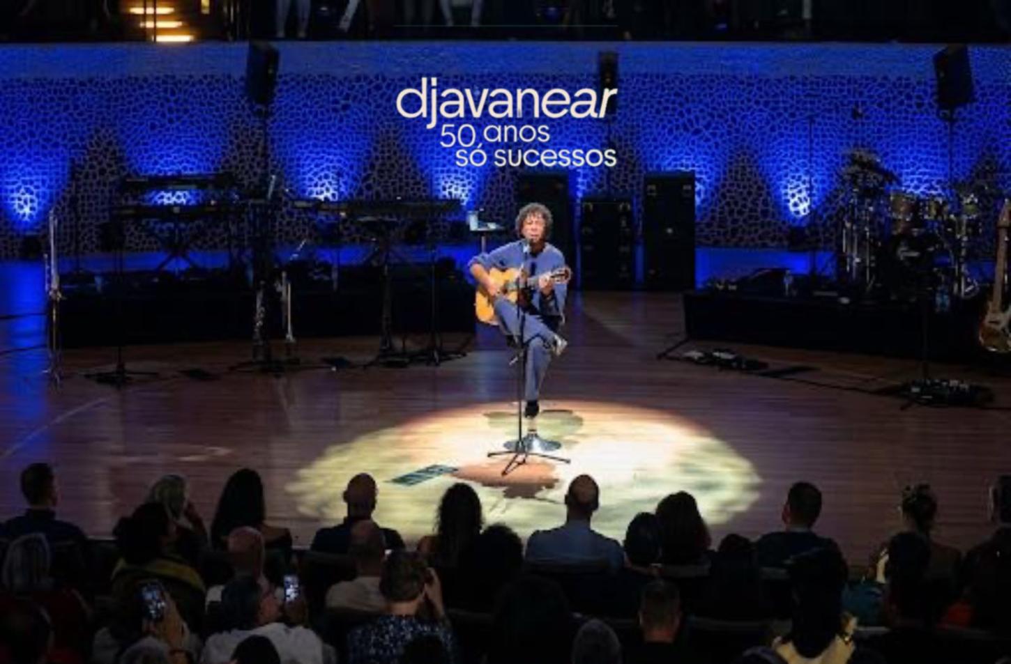 Com casa cheia, Djavan inicia turnê na Europa com show em Hamburgo e encanta público (veja o vídeo)