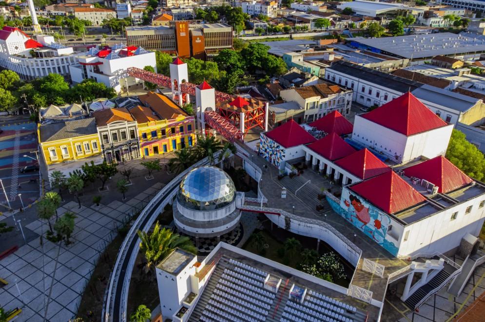 Dragão do Mar tem programação gratuita com hip hop, teatro, exposições e cinema neste fim de semana