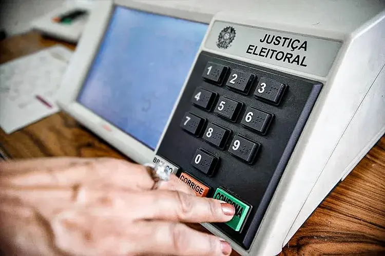 Eleições 2026: Candidatos não podem ser presos a partir deste sábado (19)