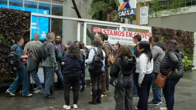 Greve na Caixa Econômica pode chegar ao fim nesta segunda (21); funcionários votam proposta