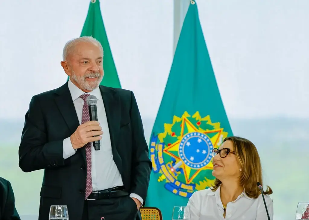 Lula: Pessoas com mais de 70 anos têm que votar nessas eleições