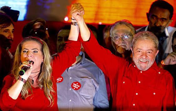 Pela 4ª vez no ano, Lula desembarca no Ceará para ato de campanha