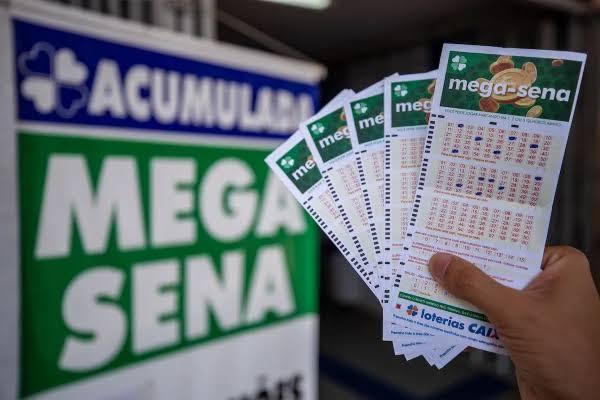 Mega-Sena sorteia prêmio de R$ 45 milhões neste domingo (27)
