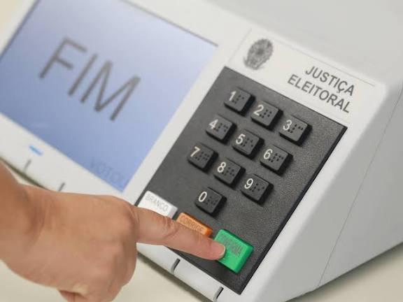 Onze estados podem encerrar disputa pelo governo no primeiro turno; confira
