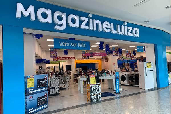 Ações da Magalu despencam 57%, e C&A cai 47%; Cyrela e MRV têm queda de mais de 40%.