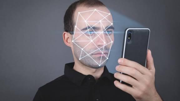 Anatel vai exigir biometria para linha celular em nova medida de segurança