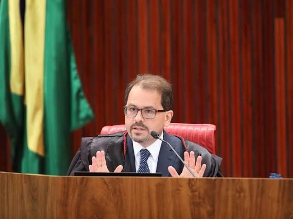 Após decisões contra Capitão Wagner e RC no Ceará, ministro do TSE barra Garotinho na disputa do Rio de Janeiro