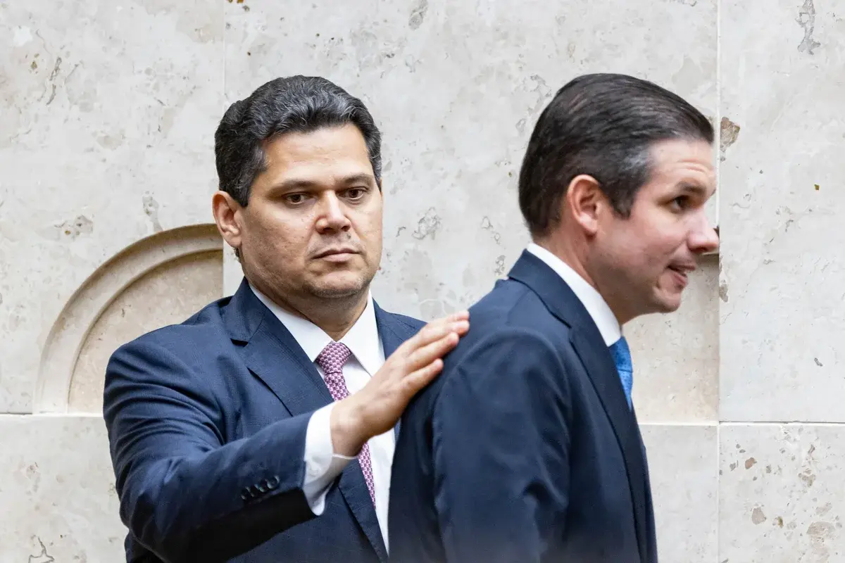 Avanço do PL deixa dúvidas sobre futuro de Motta e Alcolumbre no Congresso