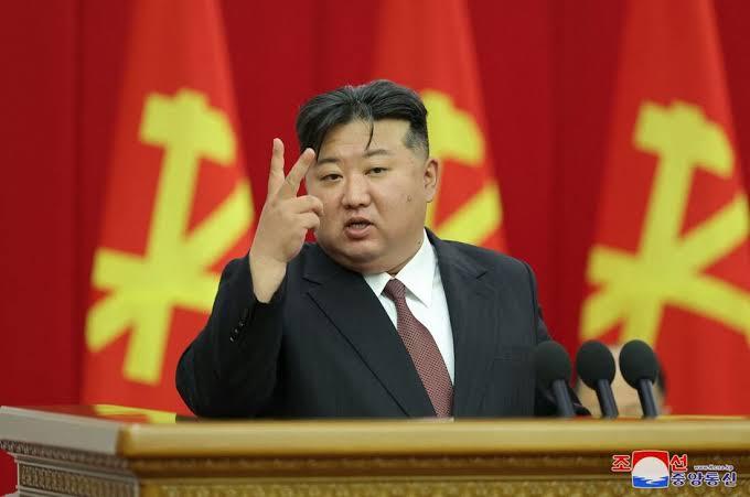 Coreia do Norte divulga fotos de Kim Jong-un após rumores de morte