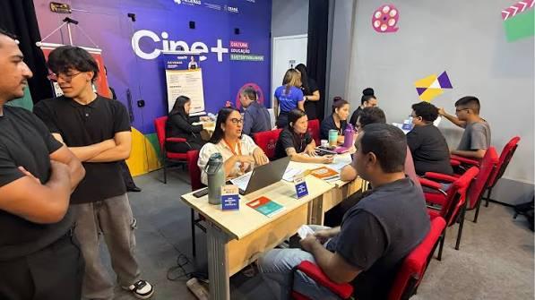 Feirão de emprego oferta mais de 200 vagas para pessoas com deficiência em Fortaleza nesta quarta-feira (7)