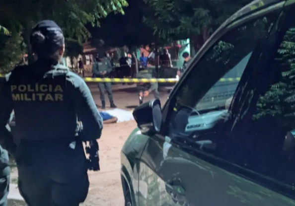 Homem morre e duas pessoas ficam feridas após tiros em Senador Sá