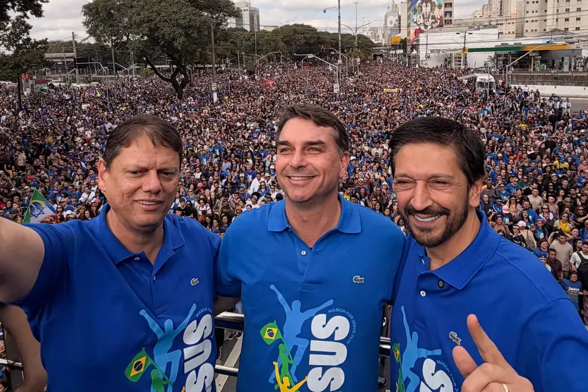 MDB oficializará apoio majoritário a Flávio Bolsonaro nesta terça (13)