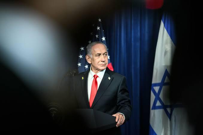 Netanyahu parabeniza Flávio por vencer 1º turno e deseja sorte: 