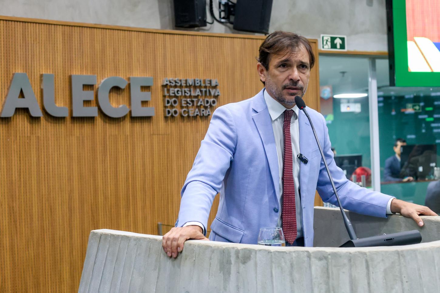 O paradoxo das urnas: Líder de Elmano não se elege e lamenta queda da oposição