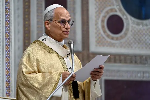 Papa Leão XIV está no hospital em Roma para cirurgia de nódulo no pulmão