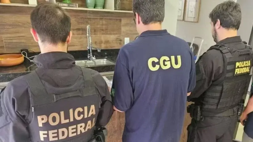 PF cumpre mandados no Ceará em operação que apura desvio de R$ 15,6 milhões da saúde