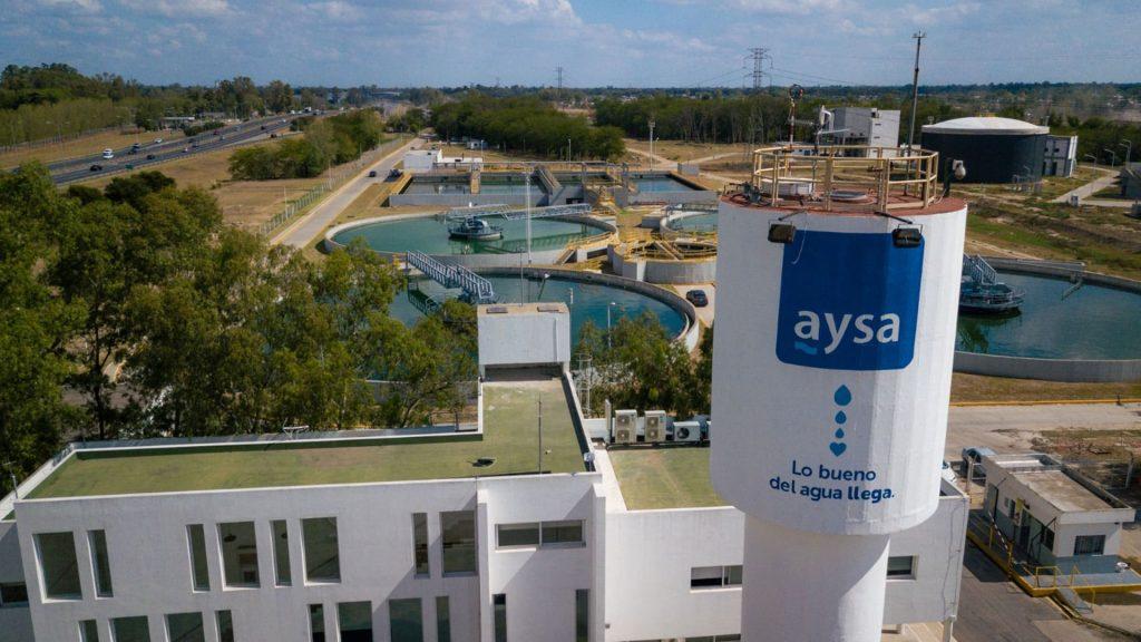 Plano Milei em ação: estatal de água é privatizada na Argentina após tarifas saltarem até 530%
