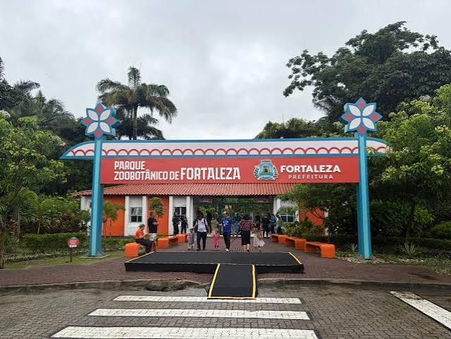O Parque Zoobotânico de Fortaleza abre, excepcionalmente, na segunda-feira (12), das 9h às 17h, com entrada permitida até às 16h30, em razão do feriado de Nossa Senhora Aparecida, data em que também se comemora o dia das crianças.