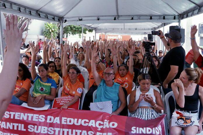 Sem Resposta da Prefeitura, Greve na Educação Infantil de Fortaleza Chega ao 9º Dia; veja o vídeo