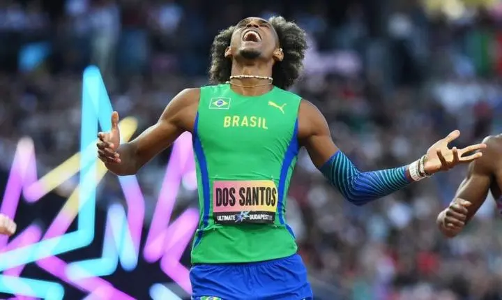 Alison dos Santos vence 400m com barreiras em Budapeste e mantém invencibilidade em 2026; veja vídeo
