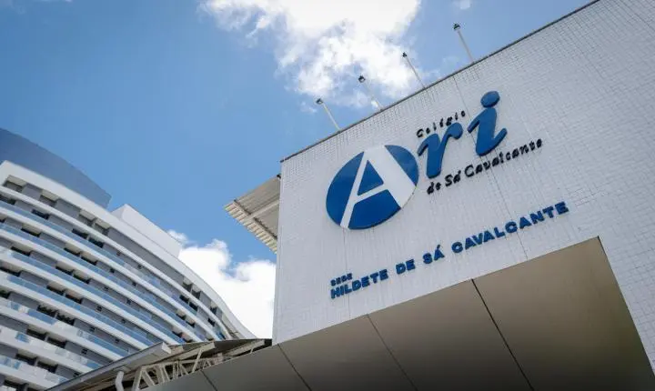 Ari de Sá promove mudanças no Conselho e na Presidência após morte de fundador