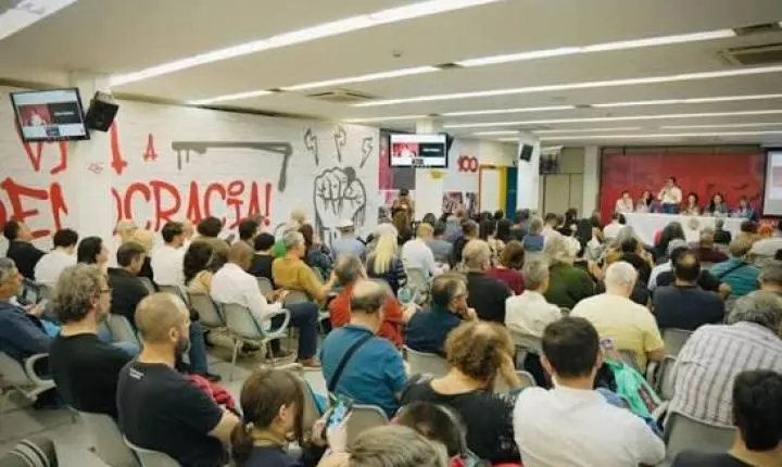 Bancários do Ceará rejeitam proposta dos bancos e aprovam paralisação de 24 horas para esta quinta-feira (20/8).