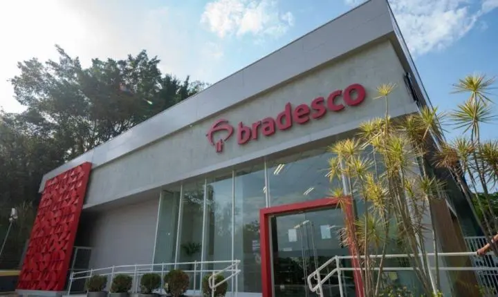 Bradesco fecha 324 agências e demite 2,4 mil funcionários