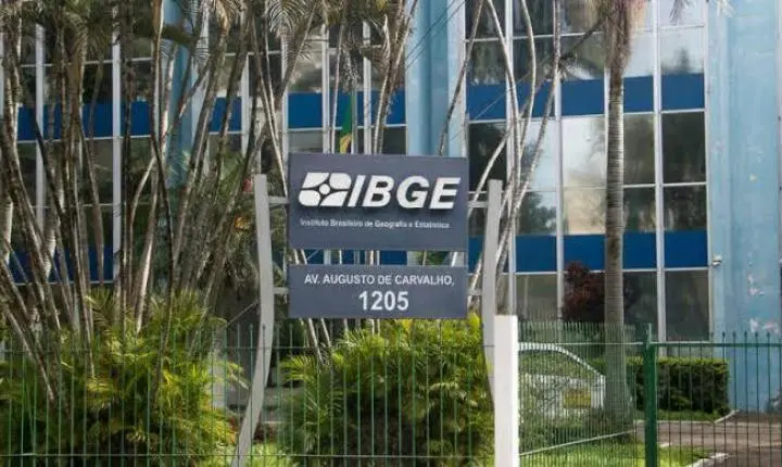 Brasil chega a 214,2 milhões de habitantes em 2026, diz IBGE