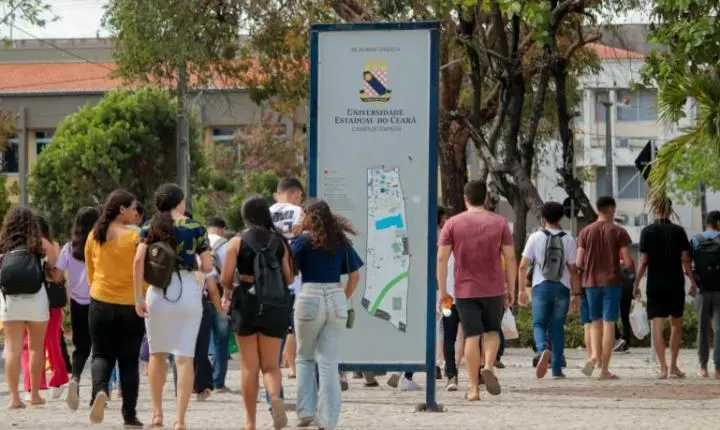 Concursos no Ceará: mais de 4,4 mil vagas abertas e salários de até R$ 12 mil