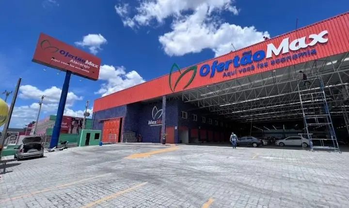 Fechamento do Ofertão Max em Canindé acende alerta sobre desemprego e impacto na renda local