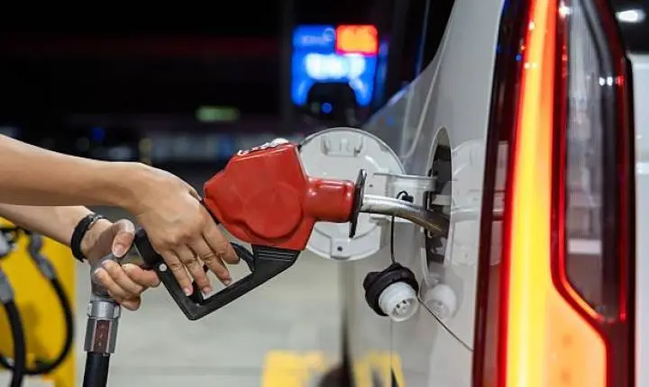 Gasolina com 32% de etanol será comercializada no Brasil a partir de sábado (1º); saiba o que muda