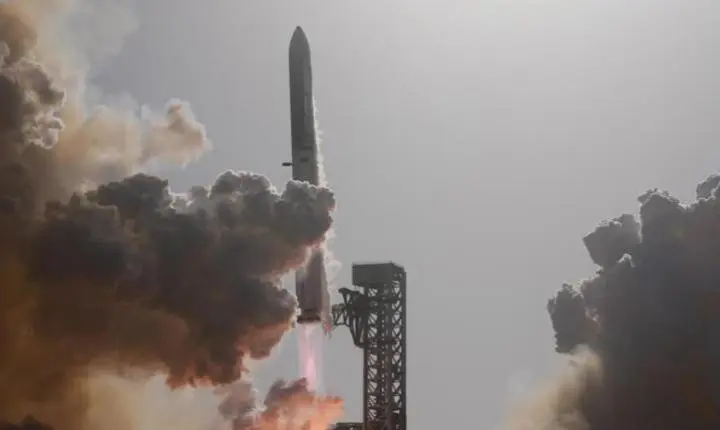 Musk projeta maior base espacial do mundo com investimento de US$ 100 bilhões e 30 voos por dia