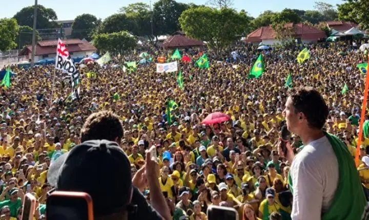 Nikolas reúne multidão em ato contra Alcolumbre no Amapá (veja o vídeo)