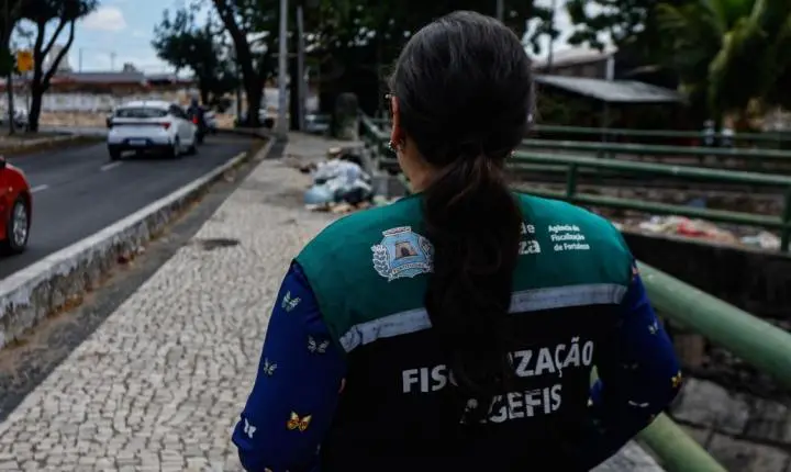 Oito estabelecimentos de saúde no Centro e na Aldeota são interditados