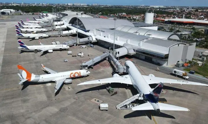 Querosene de aviação sobe até 12% e mantém pressão sobre custos das aéreas