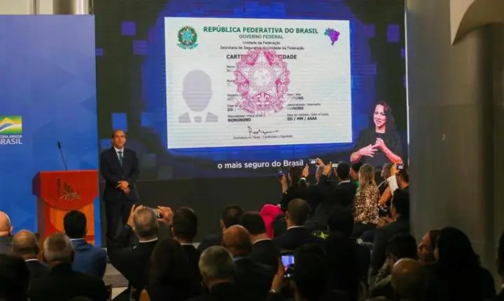 RG antigo vai acabar: veja o prazo para trocar pela nova Carteira de Identidade Nacional