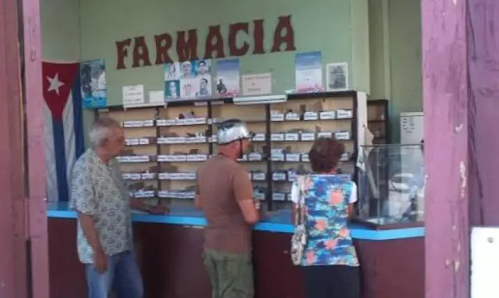 Sob forte pressão dos Estados Unidos, o governo de Cuba anunciou nesta quarta (29) a abertura à iniciativa privada de amplos setores de sua economia